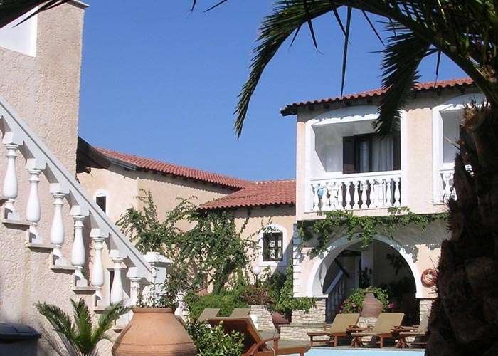 Ino Village Hotel a Samos