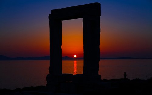 Naxos e la meravigliosa Hora